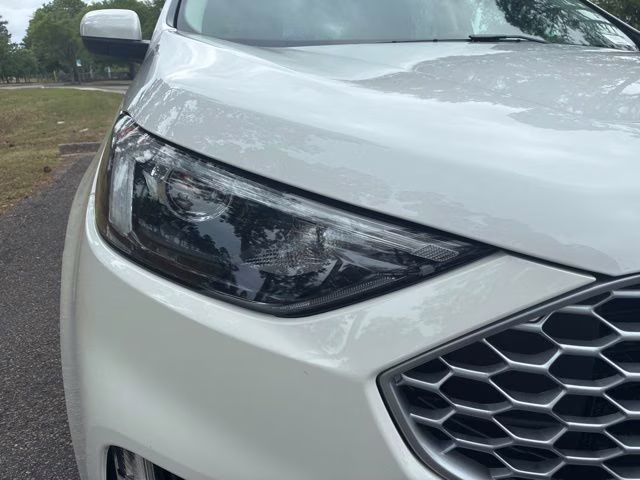 2024 Star White Metallic Tri-Coat Ford Edge SEL AWD SUV