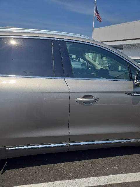 2023 Jewel Sandstone Metallic Premium Colorant Lincoln Nautilus Reserve AWD SUV