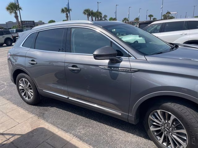2023 Asher Gray Metallic Clearcoat Lincoln Nautilus Standard FWD SUV