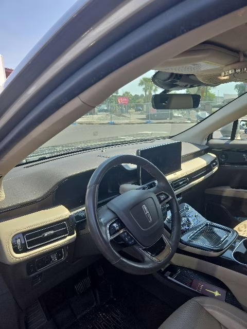 2023 Jewel Sandstone Metallic Premium Colorant Lincoln Nautilus Reserve AWD SUV