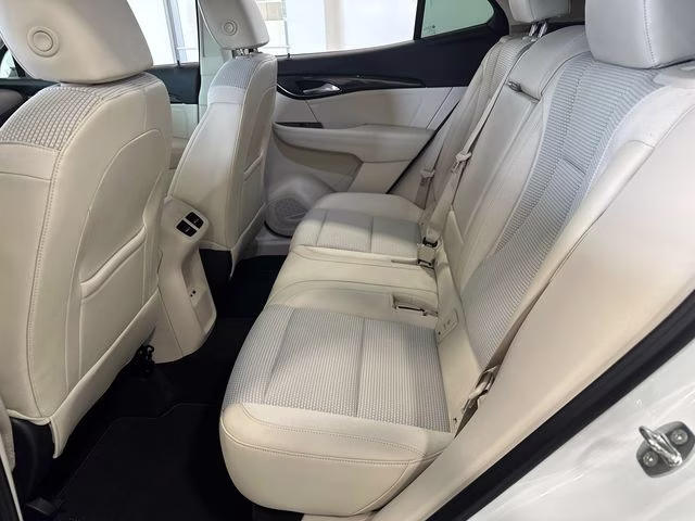 2022 Summit White Buick Envision Preferred FWD SUV