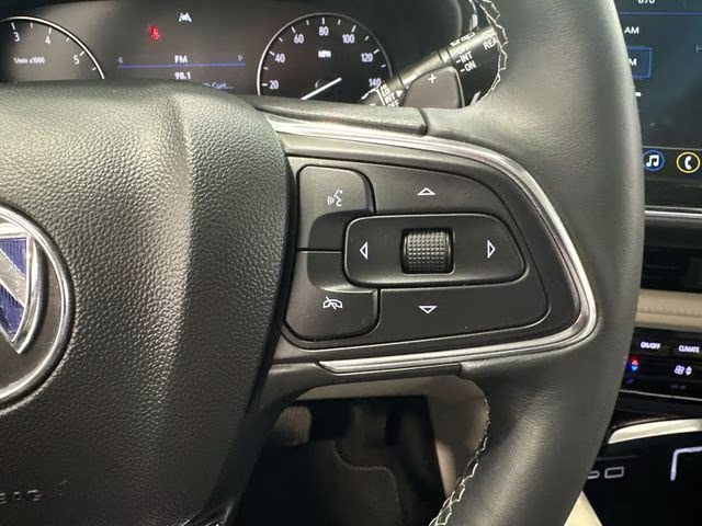 2022 Summit White Buick Envision Preferred FWD SUV
