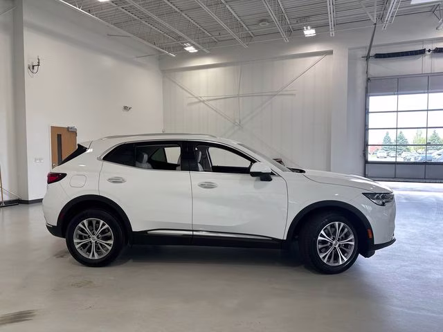 2022 Summit White Buick Envision Preferred FWD SUV