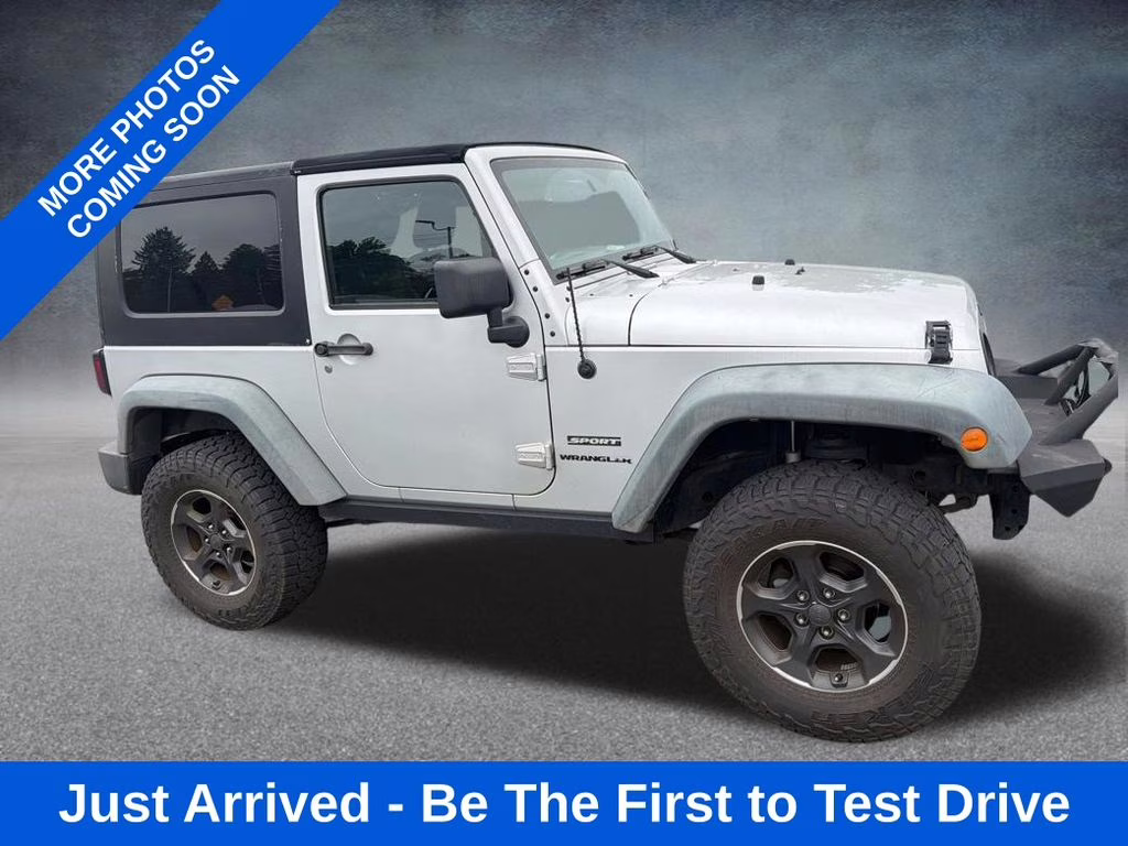 2011 Bright Silver Metallic Clearcoat Jeep Wrangler Sport 4X4 SUV