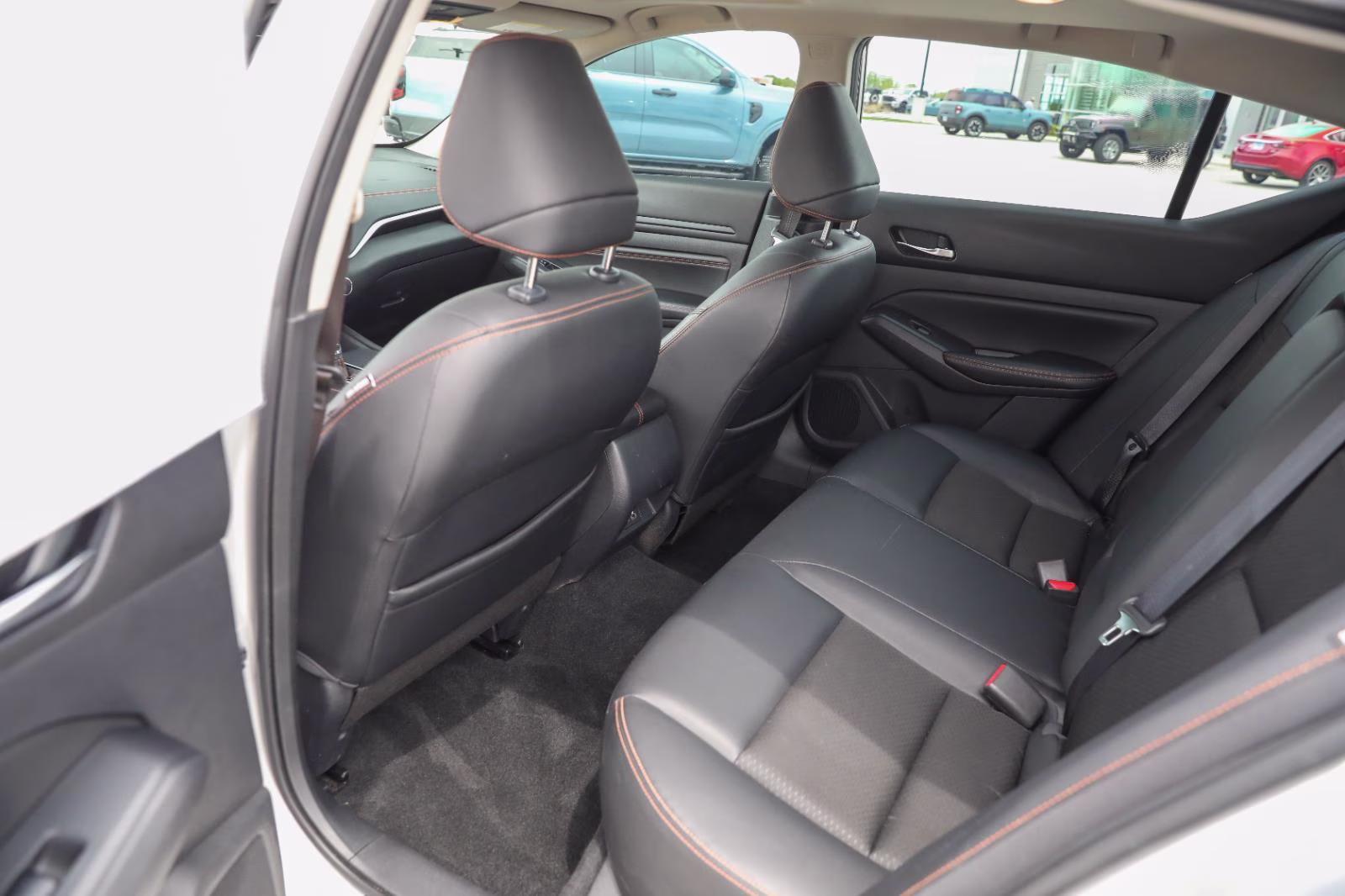 2020 Brilliant Silver Metallic Nissan Altima 2.5 SR FWD Sedan