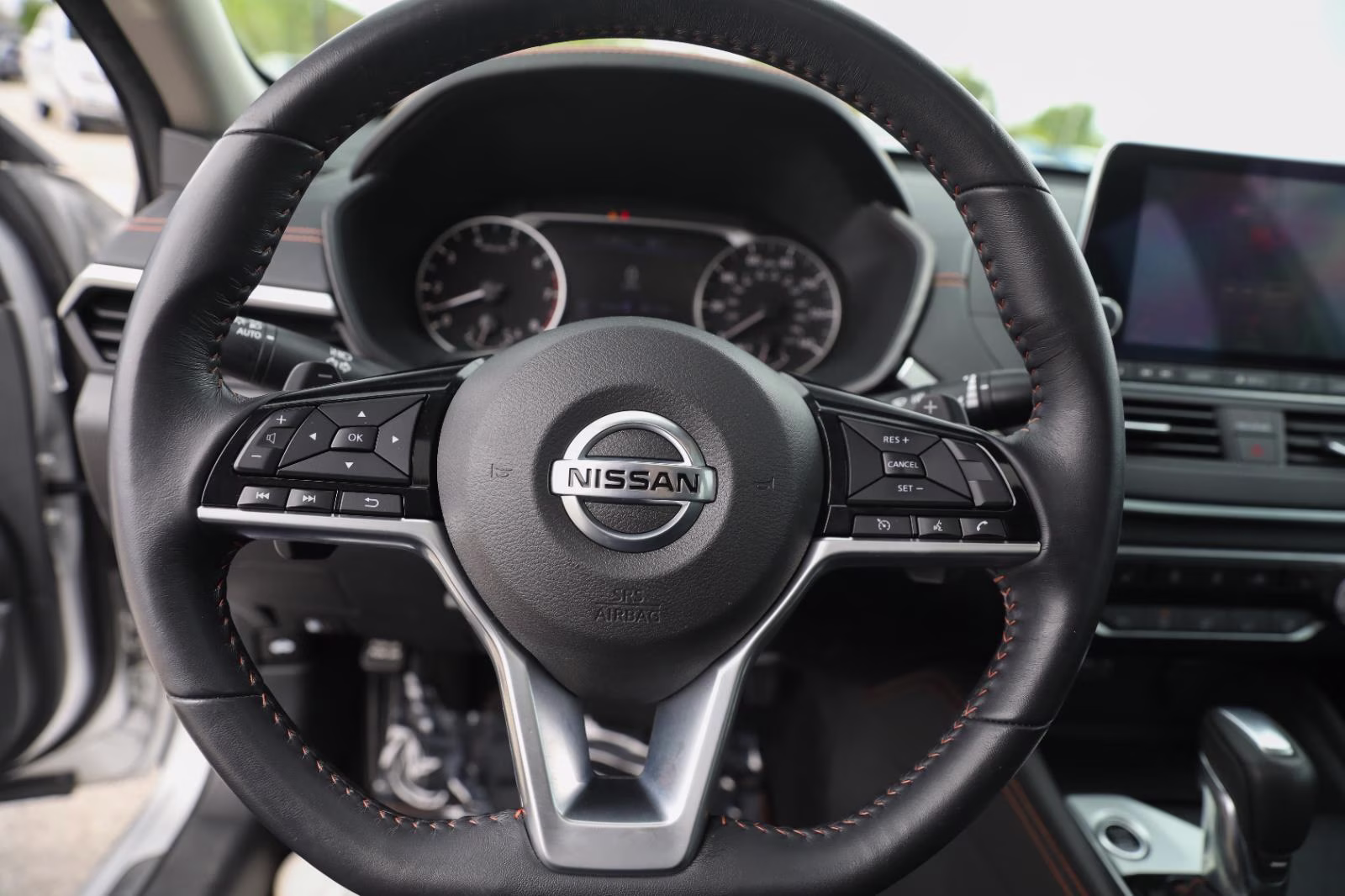 2020 Brilliant Silver Metallic Nissan Altima 2.5 SR FWD Sedan
