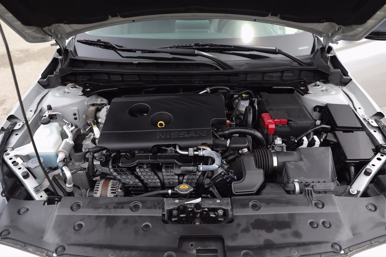 2020 Brilliant Silver Metallic Nissan Altima 2.5 SR FWD Sedan