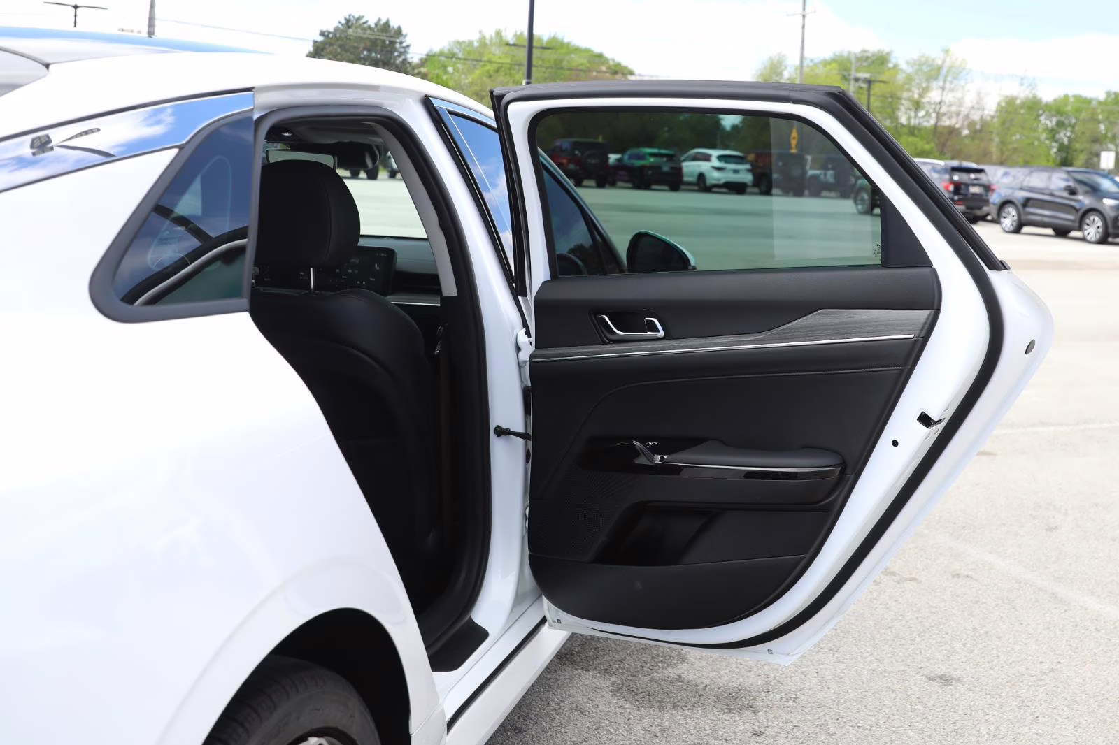 2025 Snow White Pearl Kia K5 EX FWD Sedan