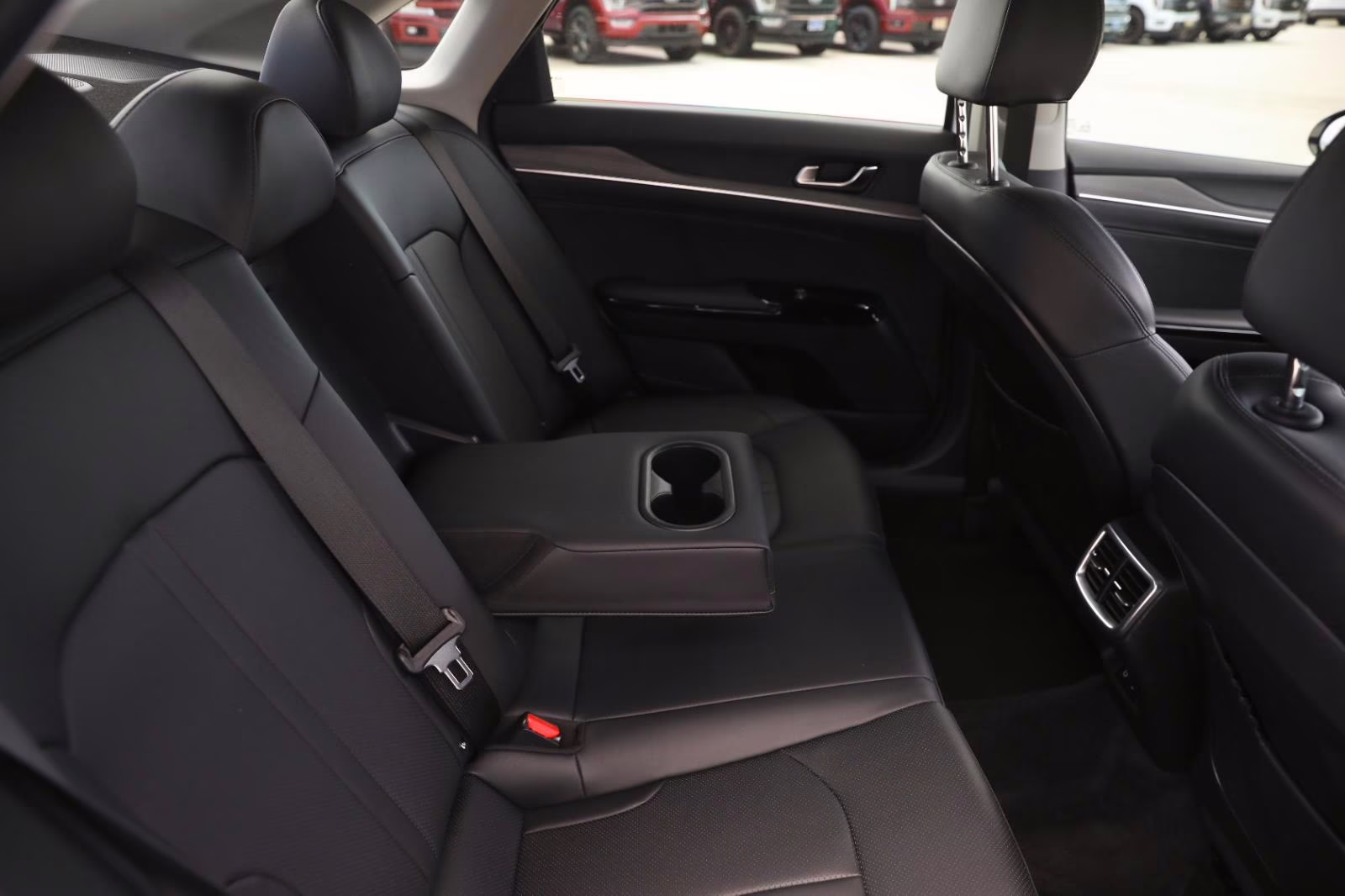 2025 Snow White Pearl Kia K5 EX FWD Sedan