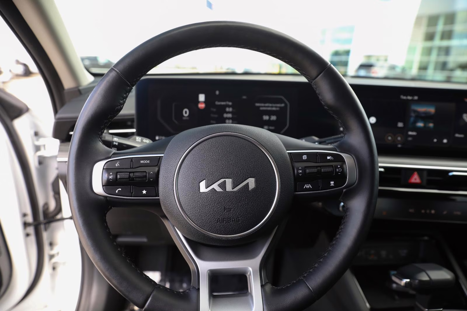 2025 Snow White Pearl Kia K5 EX FWD Sedan