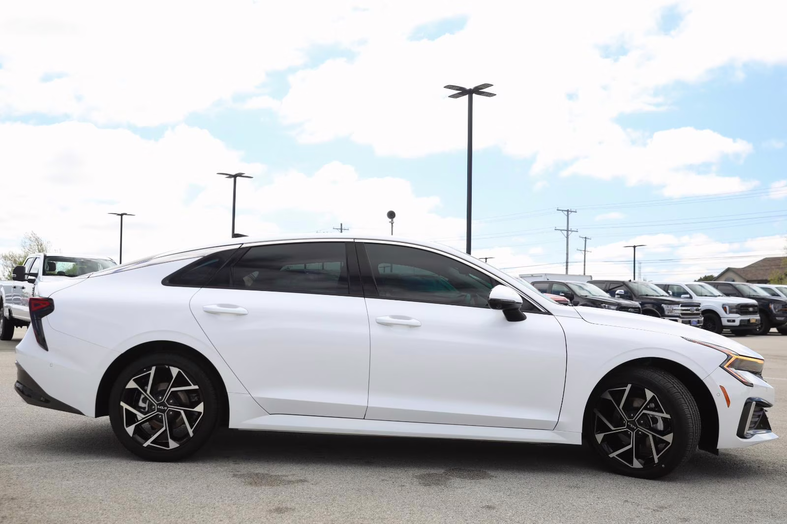 2025 Snow White Pearl Kia K5 EX FWD Sedan