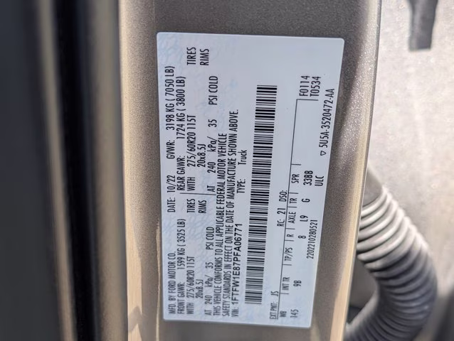 2023 Silver Metallic Ford F-150 Platinum 4X4 Truck