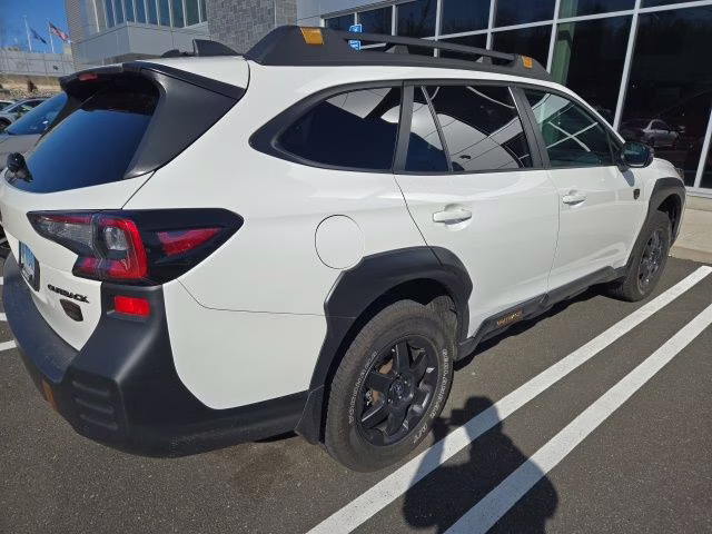 2023 Crystal White Pearl Subaru Outback Wilderness AWD SUV