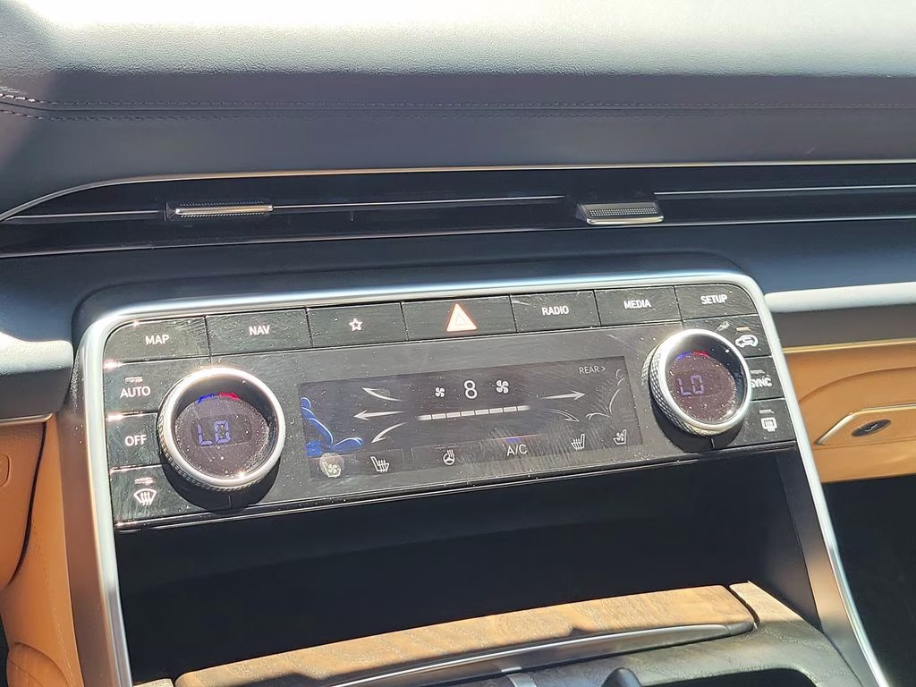 2024 Uyuni White Genesis GV80 3.5T (A8) AWD SUV