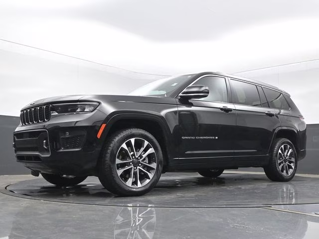 2021 Diamond Black Crystal Pearlcoat Jeep Grand Cherokee L Overland 4X4 SUV