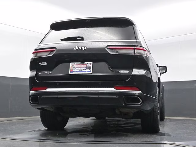 2021 Diamond Black Crystal Pearlcoat Jeep Grand Cherokee L Overland 4X4 SUV