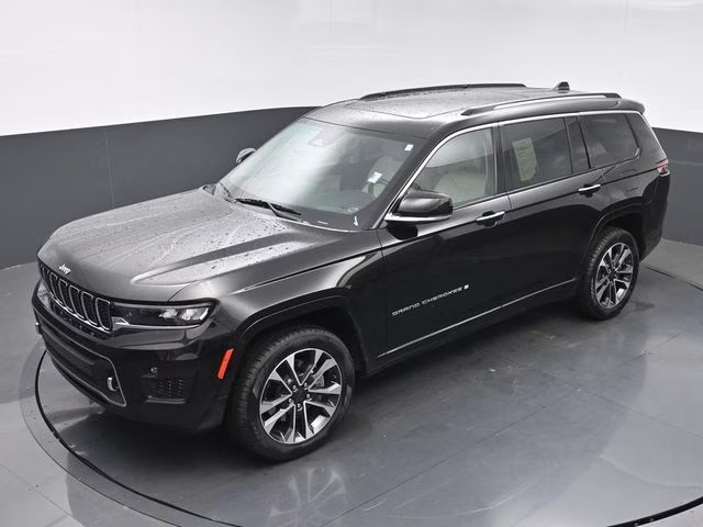 2021 Diamond Black Crystal Pearlcoat Jeep Grand Cherokee L Overland 4X4 SUV