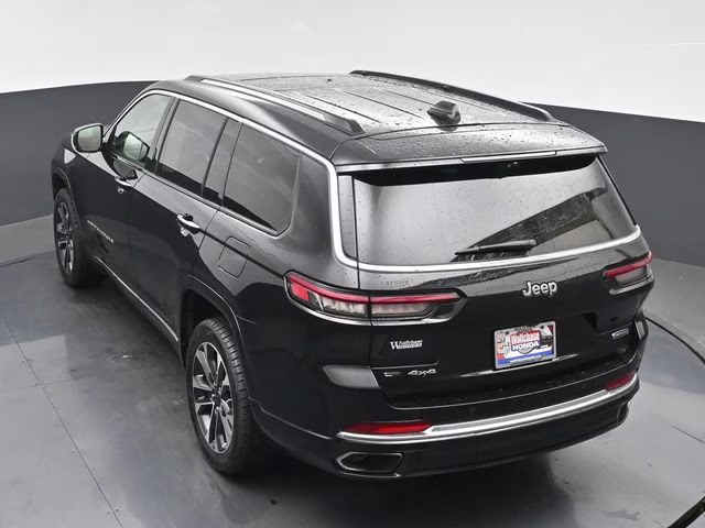 2021 Diamond Black Crystal Pearlcoat Jeep Grand Cherokee L Overland 4X4 SUV