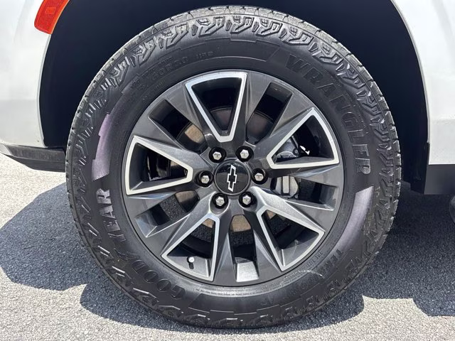 2024 Iridescent Pearl Tricoat Chevrolet Tahoe Z71 4X4 SUV