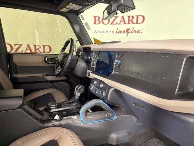 2022 Iconic Silver Metallic Ford Bronco Wildtrak 4X4 SUV