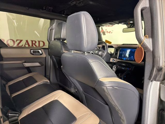 2022 Iconic Silver Metallic Ford Bronco Wildtrak 4X4 SUV