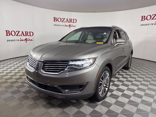 2016 Beige Lincoln MKX Reserve FWD SUV