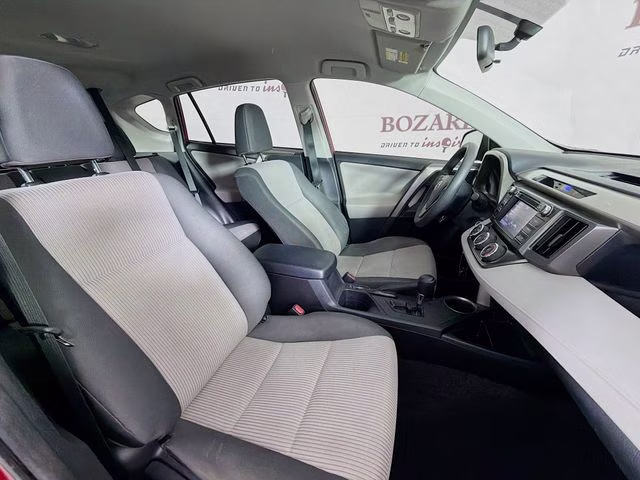 2014 Barcelona Red Metallic Toyota RAV4 LE FWD SUV