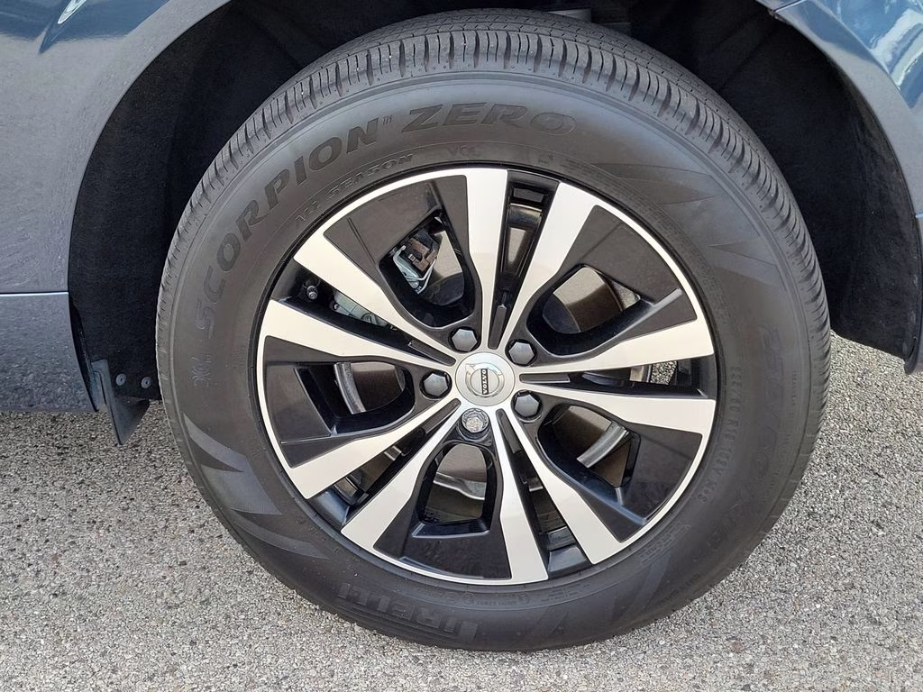 2025 Denim Blue Metallic Volvo XC60 Core AWD SUV