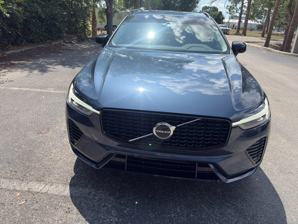 2025 Denim Blue Metallic Volvo XC60 Core AWD SUV