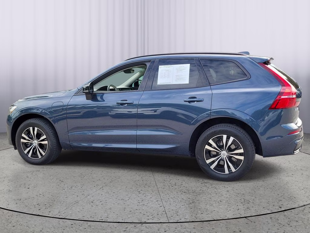 2025 Denim Blue Metallic Volvo XC60 Core AWD SUV