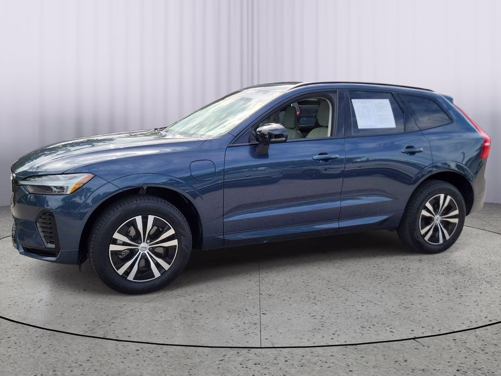 2025 Denim Blue Metallic Volvo XC60 Core AWD SUV