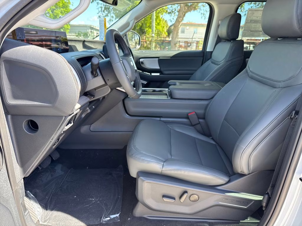 2026 Space Silver Metallic Ford Expedition Active RWD SUV