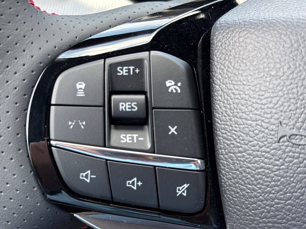 2026 Space White Metallic Ford Explorer ST-Line RWD SUV