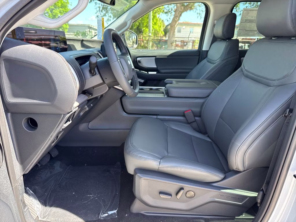 2026 Space Silver Metallic Ford Expedition Active RWD SUV