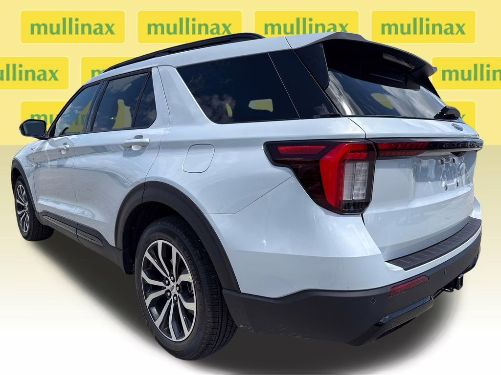 2026 Space White Metallic Ford Explorer ST-Line RWD SUV