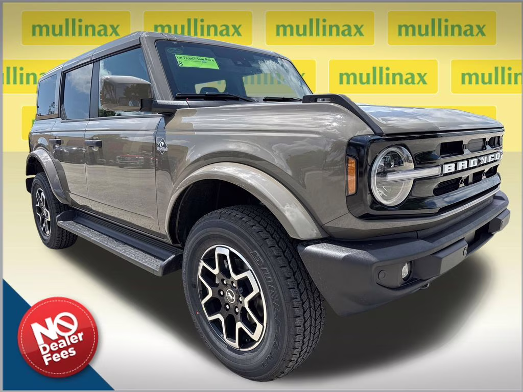 2026 Marsh Gray Ford Bronco Outer Banks 4X4 SUV
