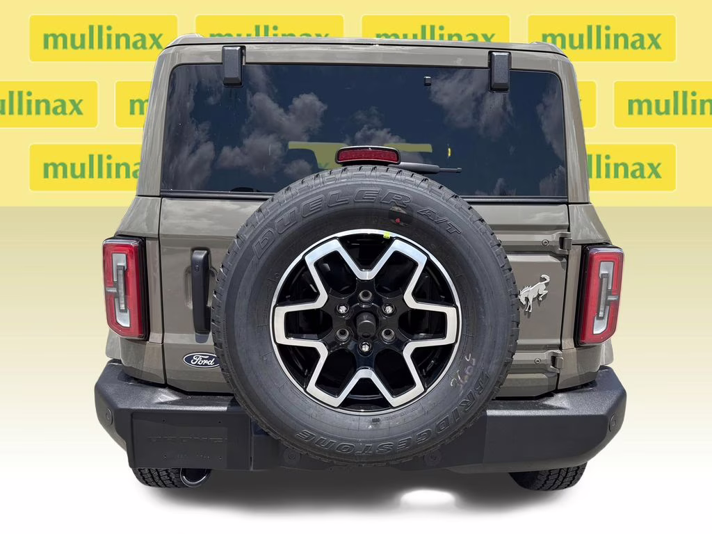 2026 Marsh Gray Ford Bronco Outer Banks 4X4 SUV