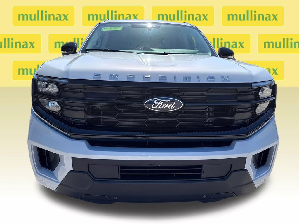 2026 Space Silver Metallic Ford Expedition Active RWD SUV