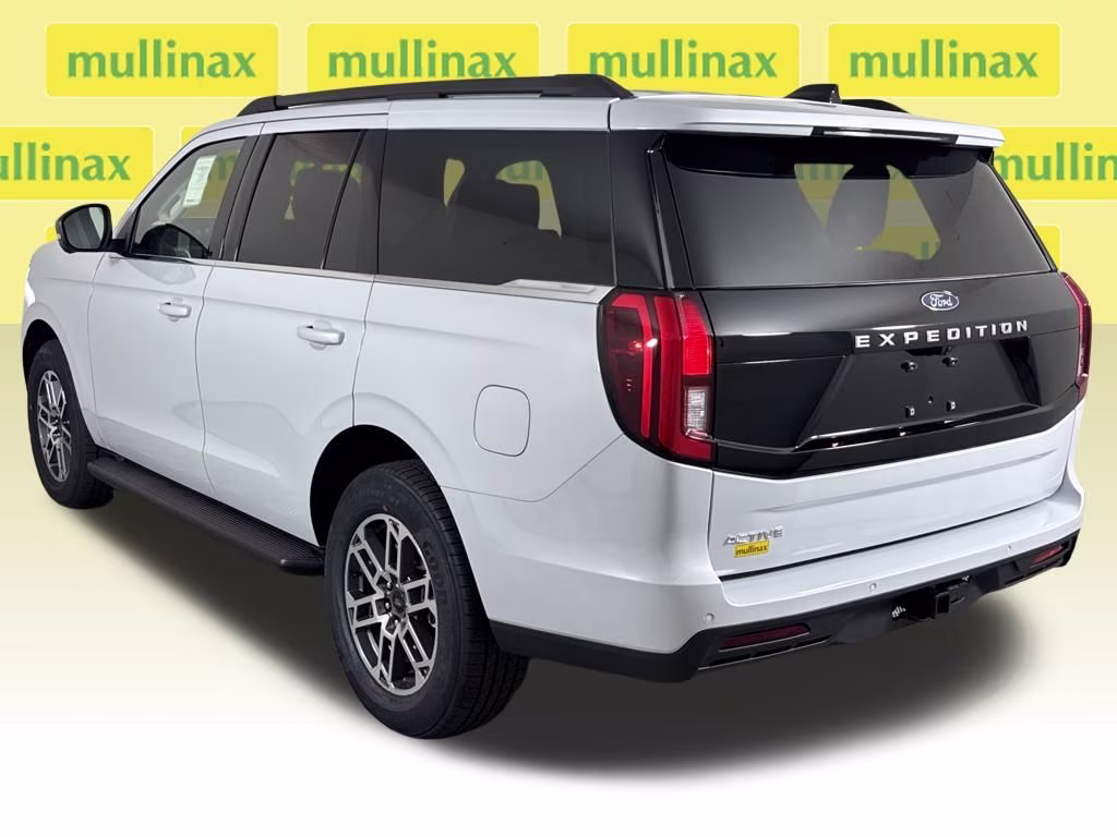 2026 Space Silver Metallic Ford Expedition Active RWD SUV