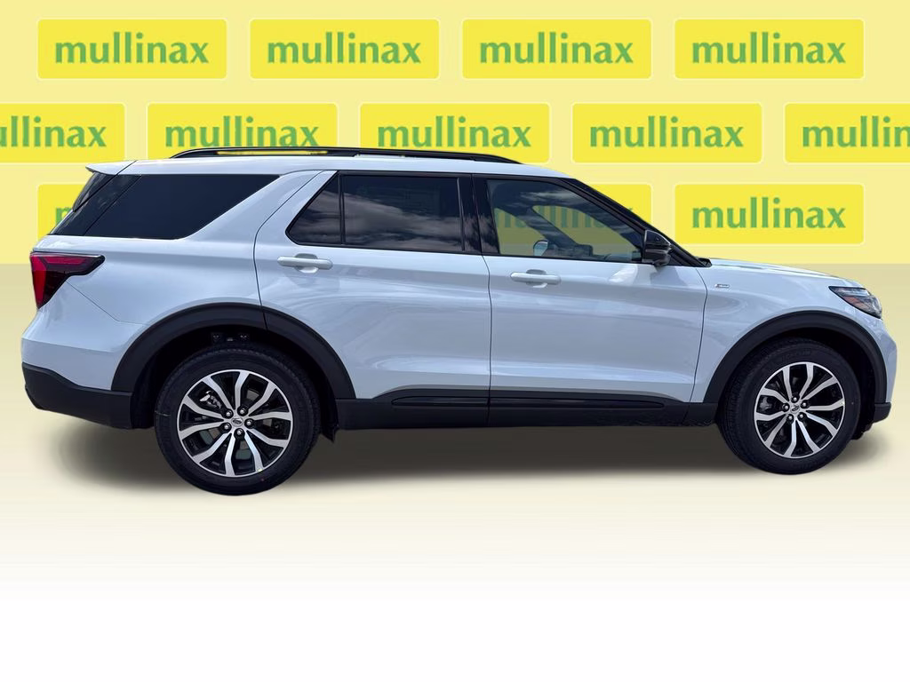 2026 Space White Metallic Ford Explorer ST-Line RWD SUV