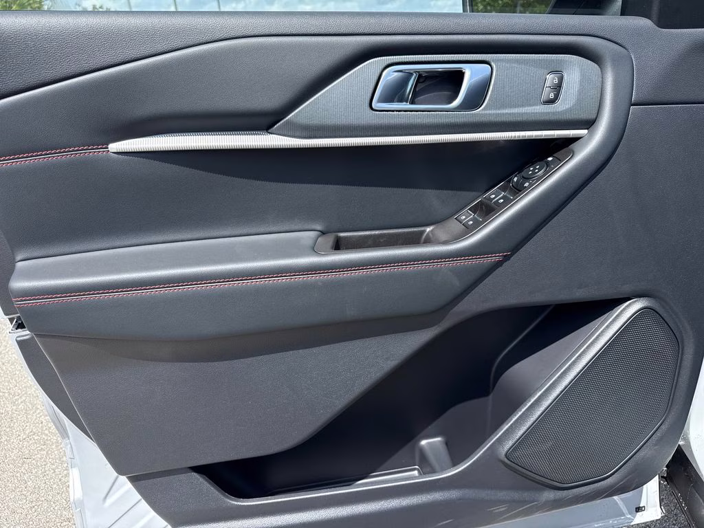 2026 Space White Metallic Ford Explorer ST-Line RWD SUV