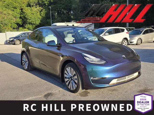 2022 Tesla Model Y Long Range Dual Motor All-Wheel Drive's photo