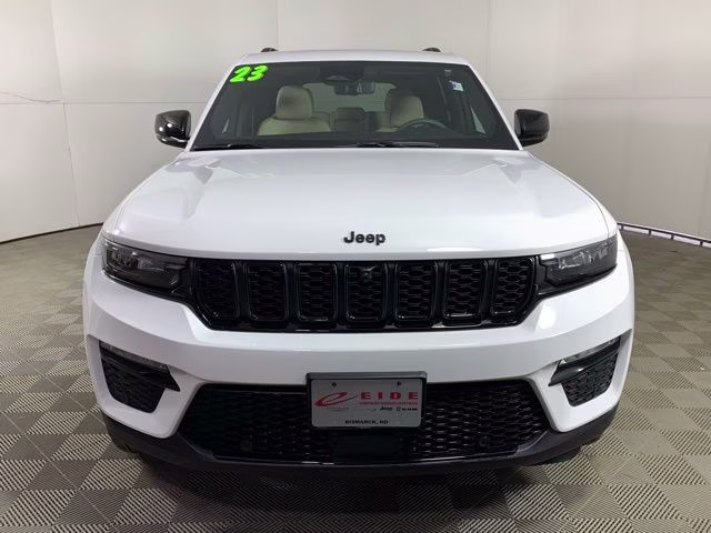 2023 Bright White Clearcoat Jeep Grand Cherokee Limited 4X4 SUV