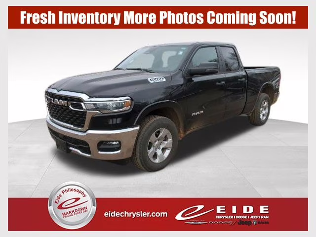 2025 Diamond Black Crystal Pearlcoat Ram 1500 Big Horn 4X4 Truck