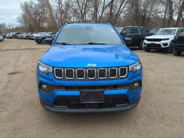 2024 Hydro Blue Pearlcoat Jeep Compass Latitude Lux 4X4 SUV