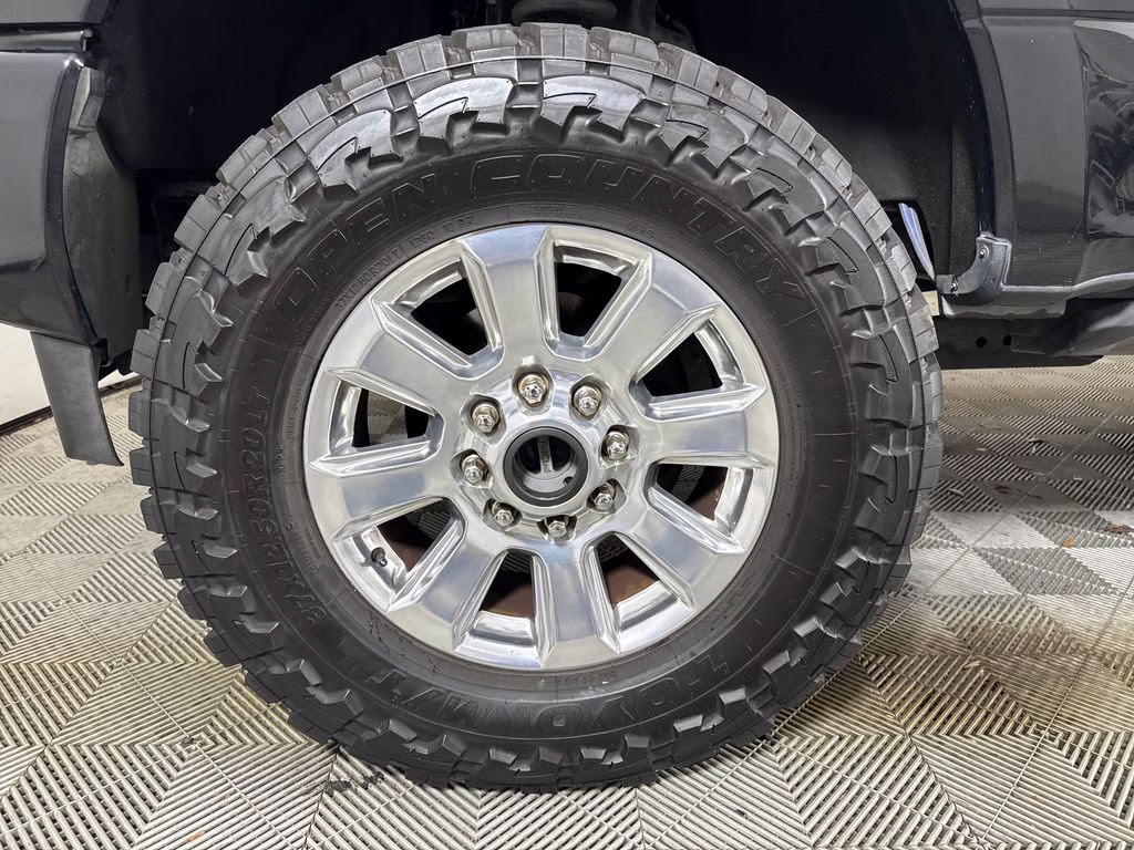 2018 Shadow Black Ford Super Duty F-250 SRW Platinum 4X4 Truck
