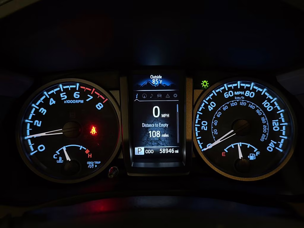 2022 Magnetic Gray Metallic Toyota Tacoma TRD Sport 4X4 Truck