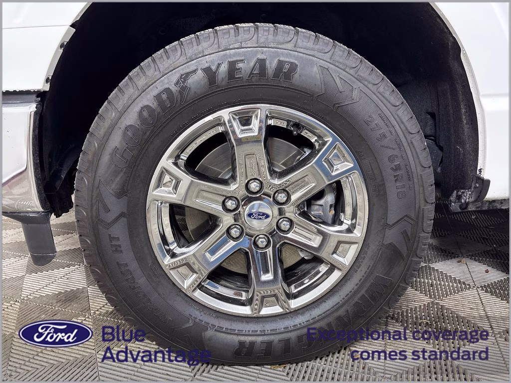2023 White Metallic Ford F-150 Lariat 4X4 Truck