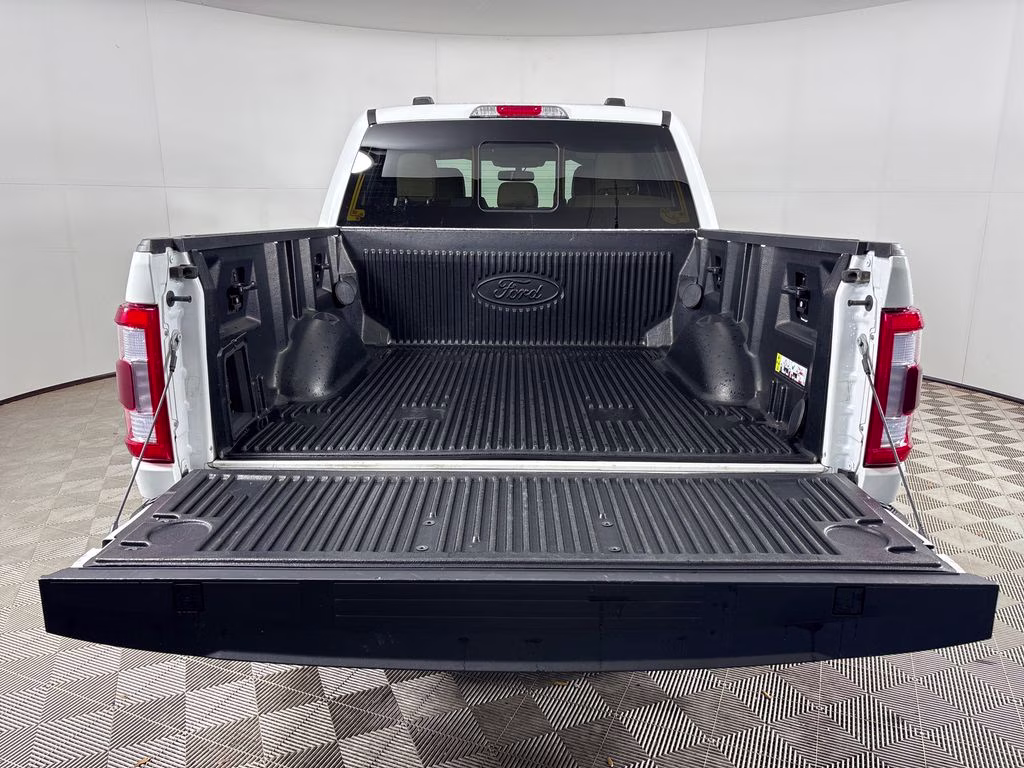 2023 White Metallic Ford F-150 Lariat 4X4 Truck