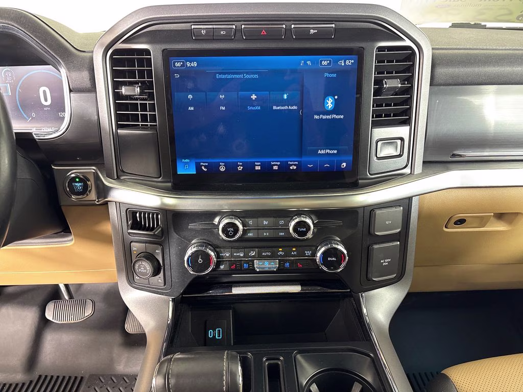 2023 White Metallic Ford F-150 Lariat 4X4 Truck